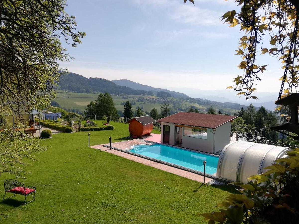 Erlebnisbauernhof Steinerhof In Kaernten Liebenfels Exterior foto